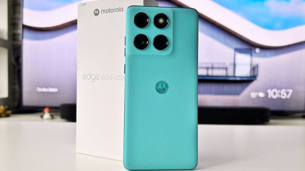 You are currently viewing मात्र ₹20,999 में वाटरप्रूफ और AI फीचर्स के साथ Motorola Edge 60 Fusion हुआ लॉन्च